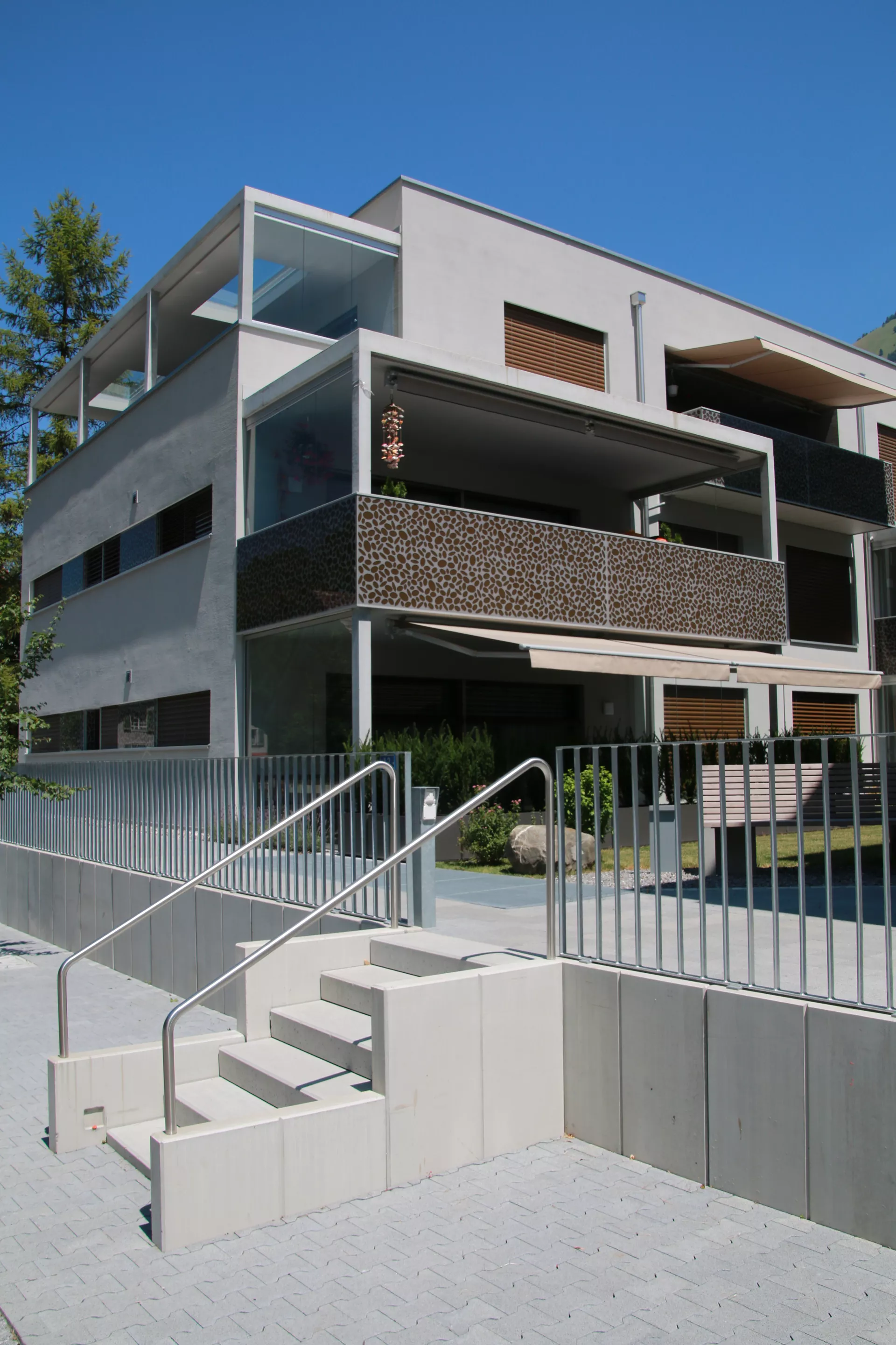 EXACTA Winkelplatte Typ 1 grau glatt gefast bewehrt L 99 cm B 60 cm H 105 cm W 12 cm