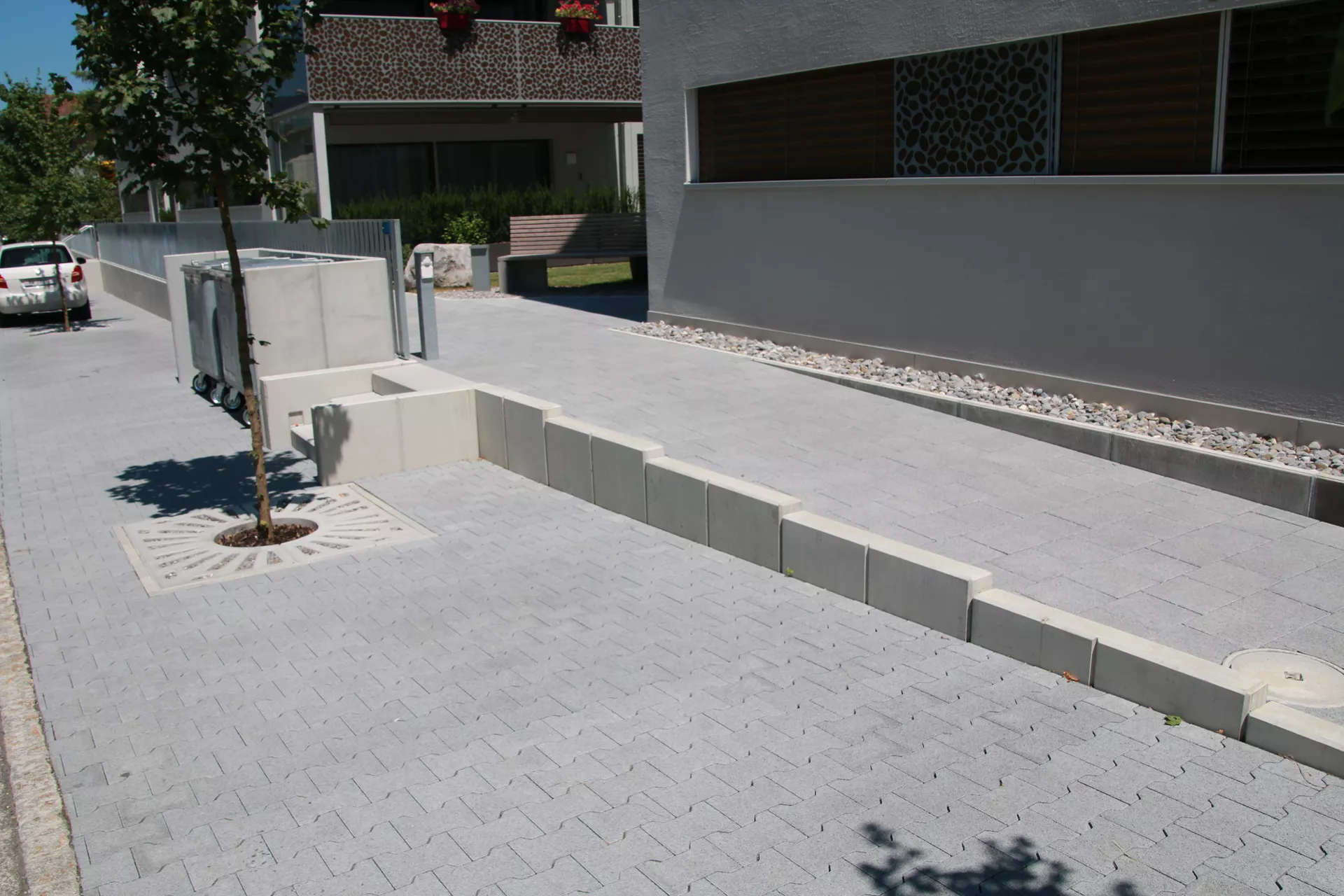 EXACTA Winkelplatte Typ 1 grau glatt gefast bewehrt L 99 cm B 60 cm H 105 cm W 12 cm