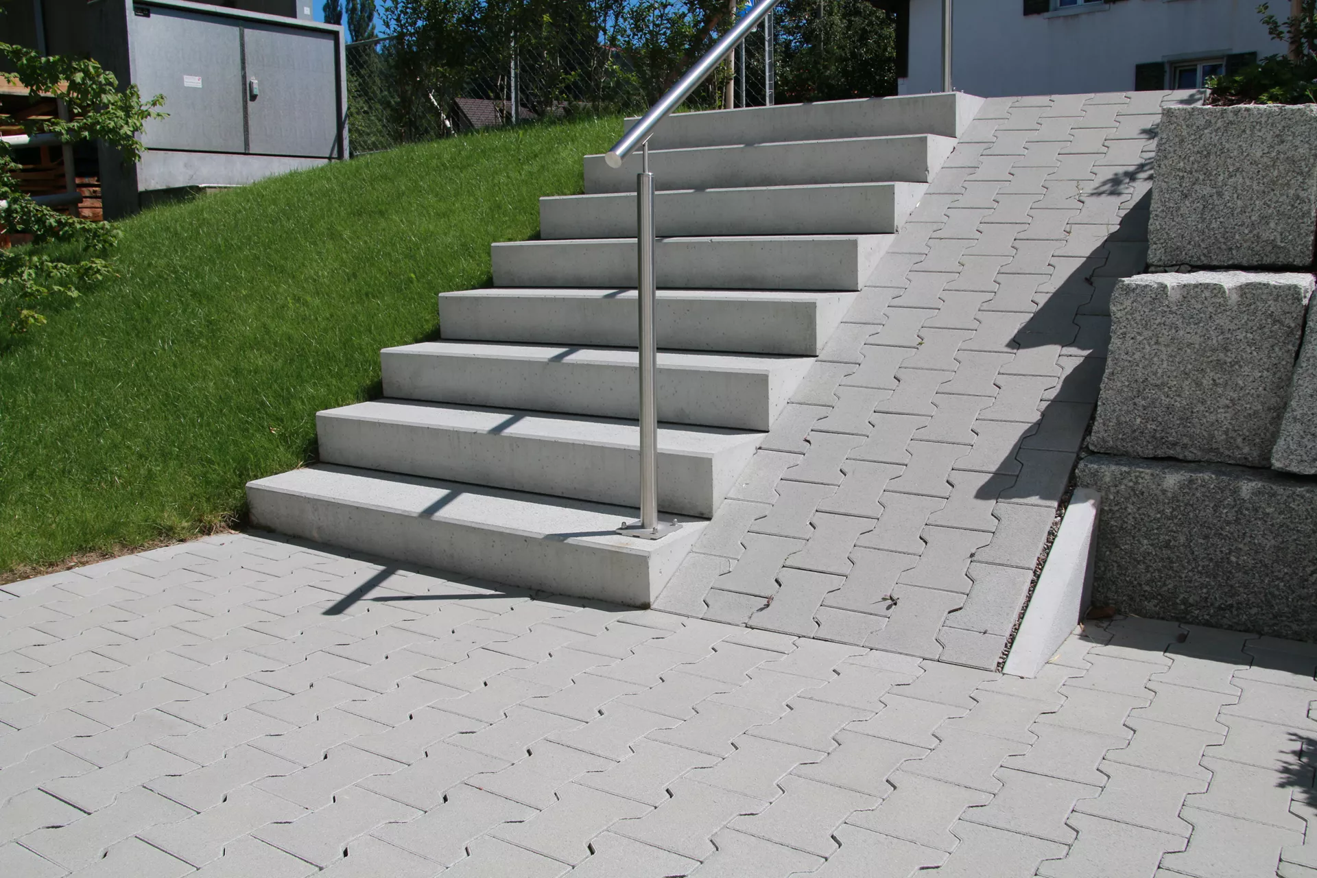 PARCO Blockstufe grau abgerieben stirnseitig gefast L 100 cm B 36 cm H 15 cm