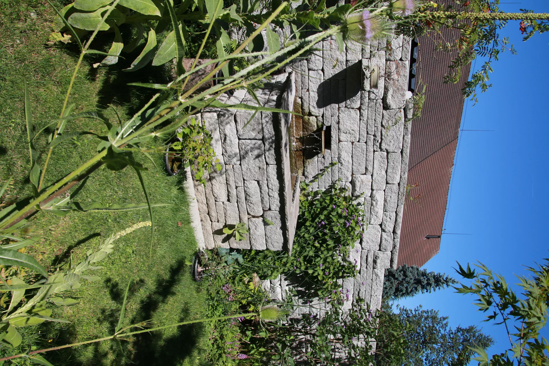 SANTURO Landhausmauer Typ 2 2-seitig gespalten grau Kanten gebrochen L 30-50 cm B 25 cm H 15 cm