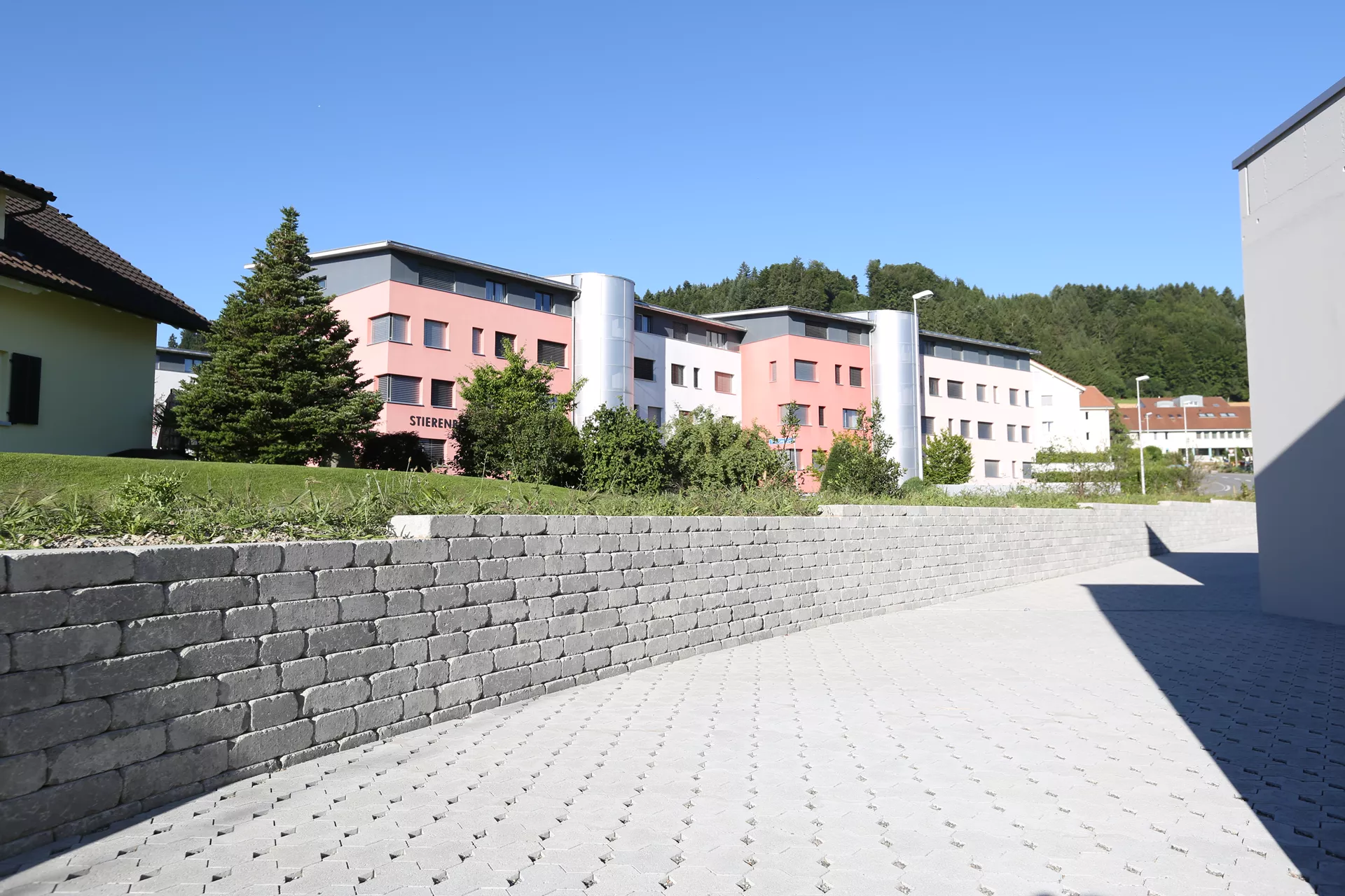 TEGULA SPLITT Ökostein mit Nocken Normalstein grau Kanten gebrochen L 23.2 cm B 17.2 cm H 7 cm