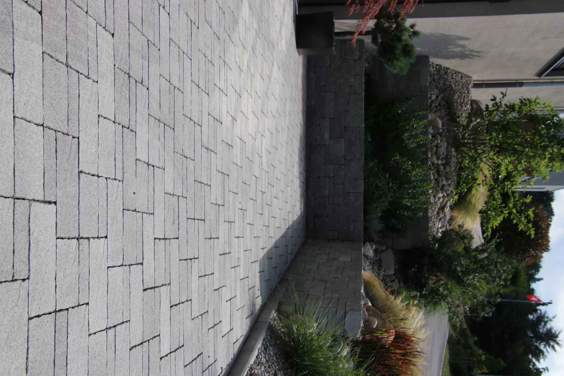 FRIEDA FORMATO Pflasterstein perlgrau strukturiert Kanten gebr. L 10, 20, 30 cm B 20 cm H 7 cm