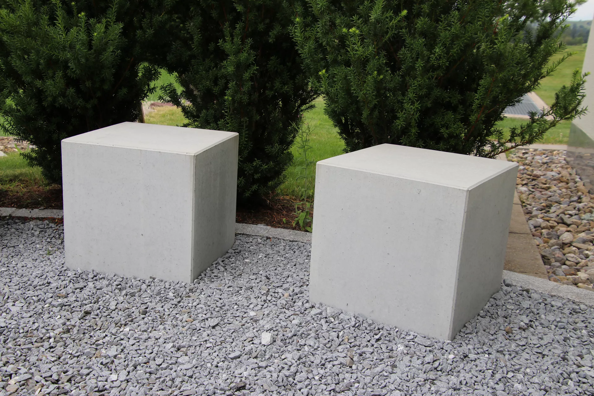 KUBUS Sitzelement heavy grau glatt gefast L 45 cm B 45 cm H 45 cm