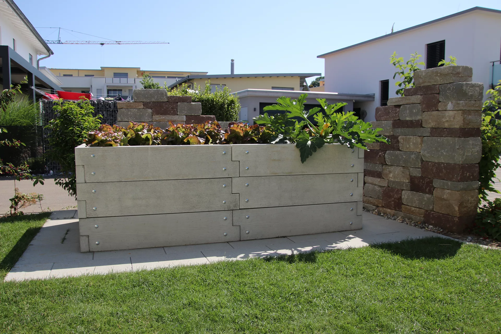 Hochbeet mit Holzstruktur Typ 2 naturgrau strukturiert leicht gefast bewehrt L 234 cm B 120 cm H 75 cm W 6 cm