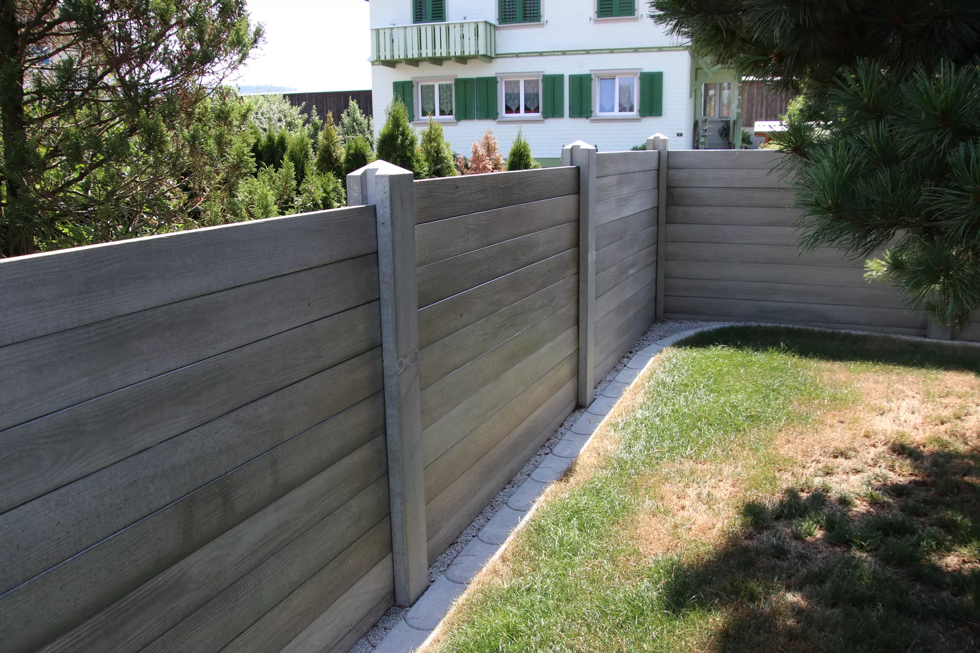 Betonbrett gegossen leicht bewehrt grau glatt vollkantig L 200 cm B 4 cm H 30 cm