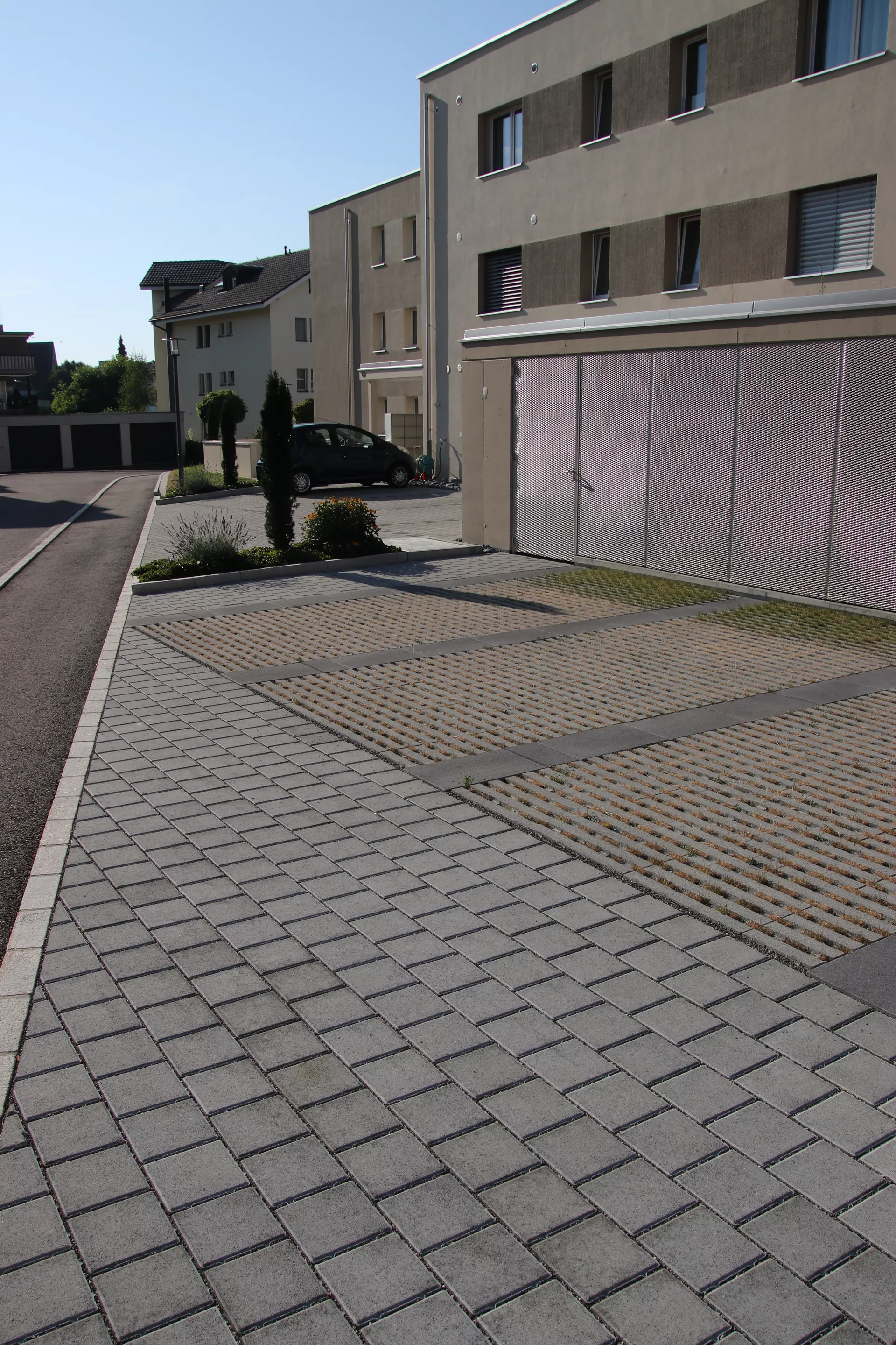 CLASSIC DRAIN Ökostein mit Nocken Normalstein grau glatt leicht gefast L 20 cm B 20 cm H 8 cm