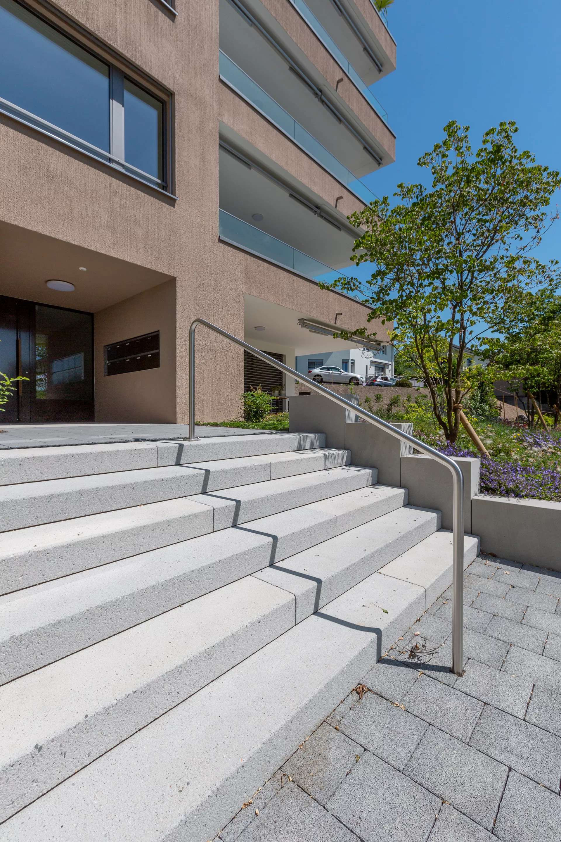 PARCO Blockstufe grau abgerieben stirnseitig gefast L 100 cm B 36 cm H 15 cm