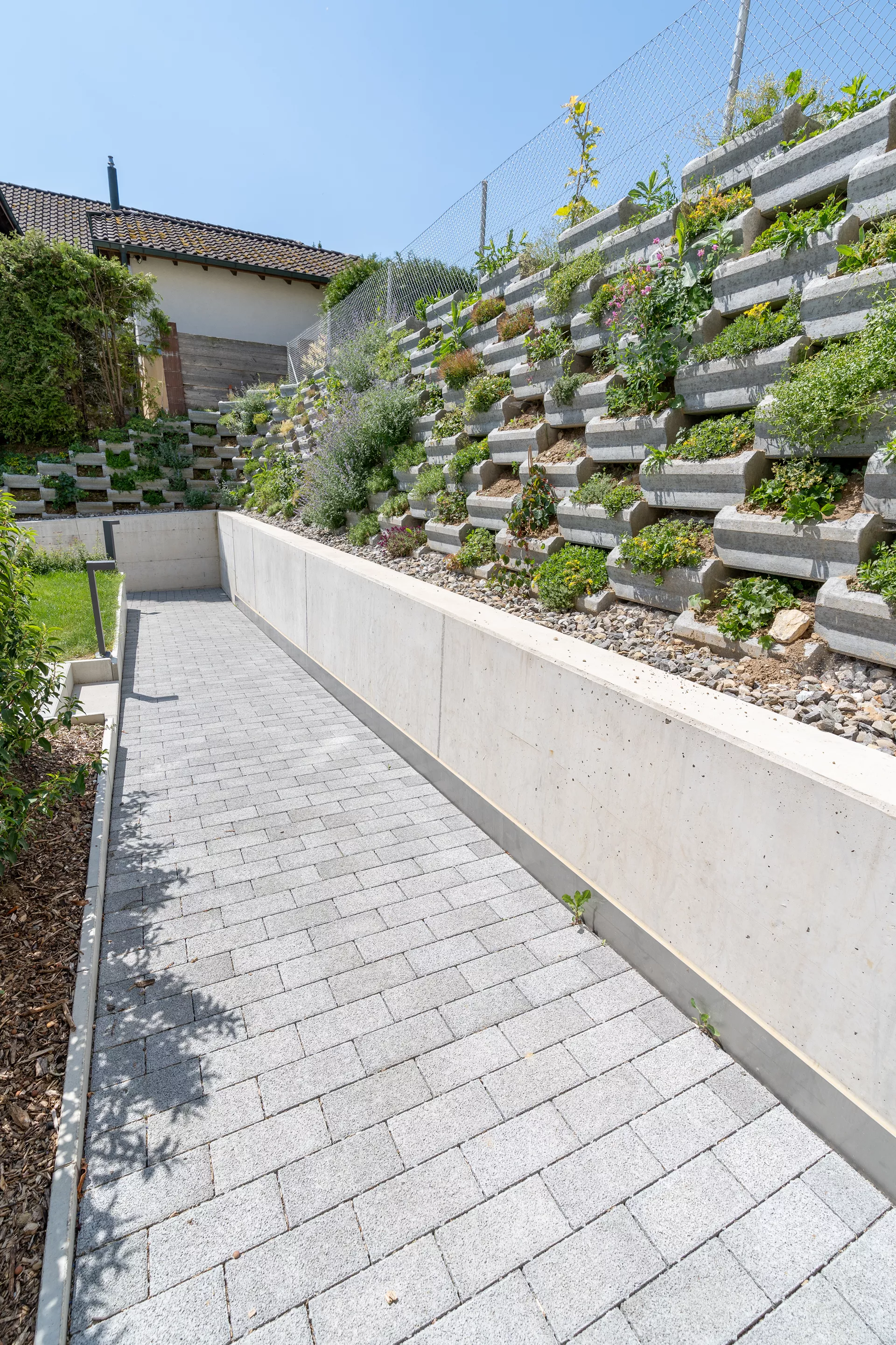 ROZTEC Winkelplatten Typ Midi bewehrt grau glatt gefast L 200 cm B 75 cm H 125 cm W 9-18 cm