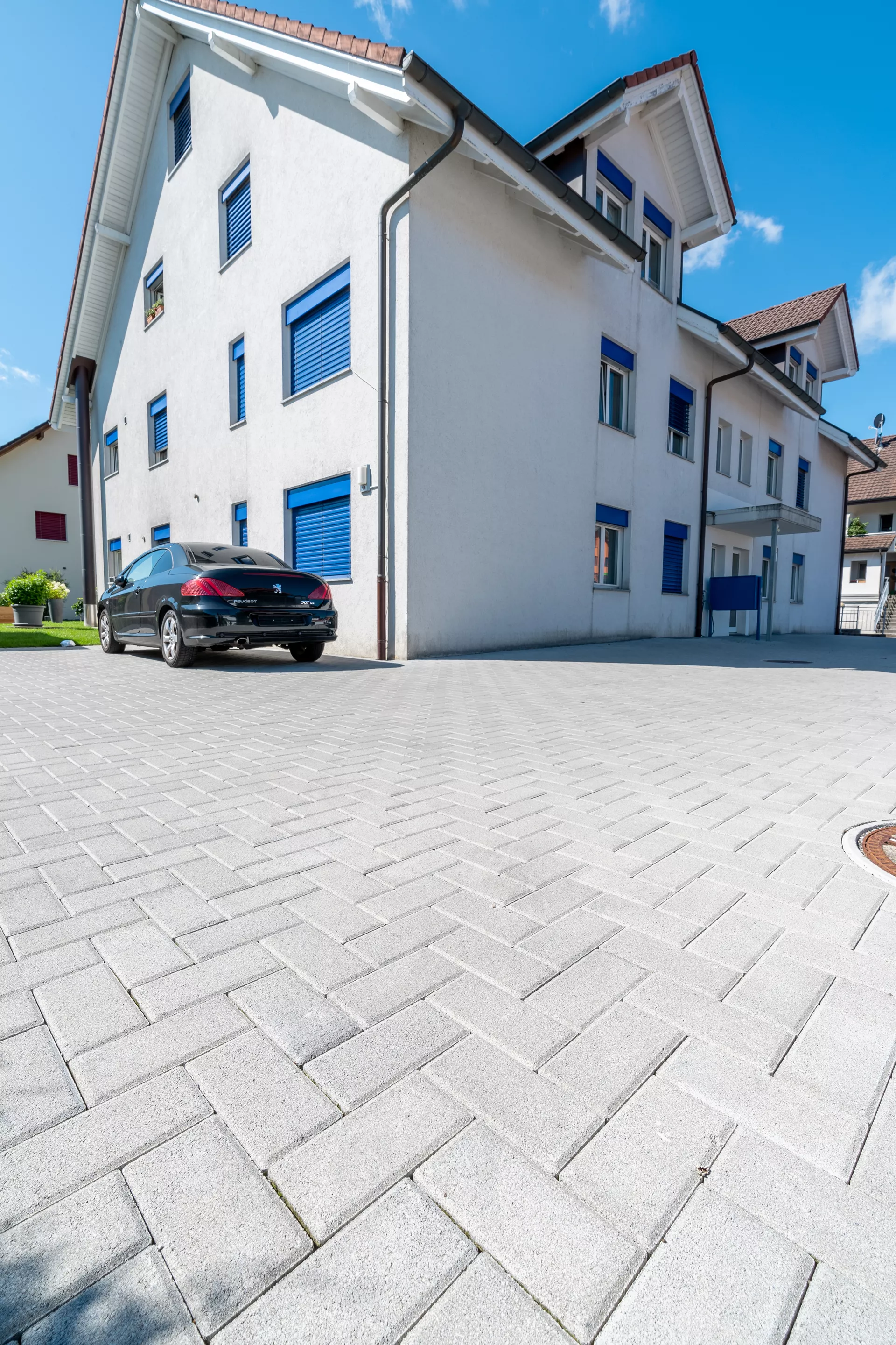 CLASSIC Pflasterstein mit Nocken grau glatt gefast L 20 cm B 10 cm H 8 cm