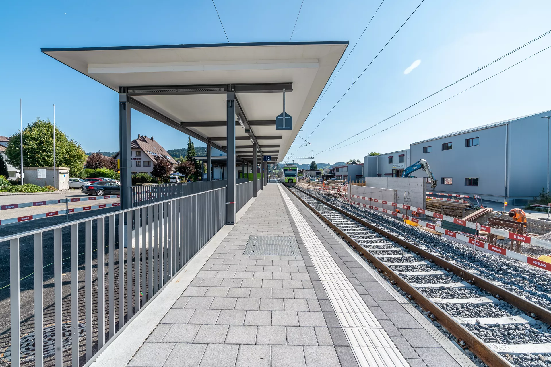 CARENA Pflasterstein mit Nockenverbund grau gewaschen gefast L 25 cm B 25 cm H 6 cm