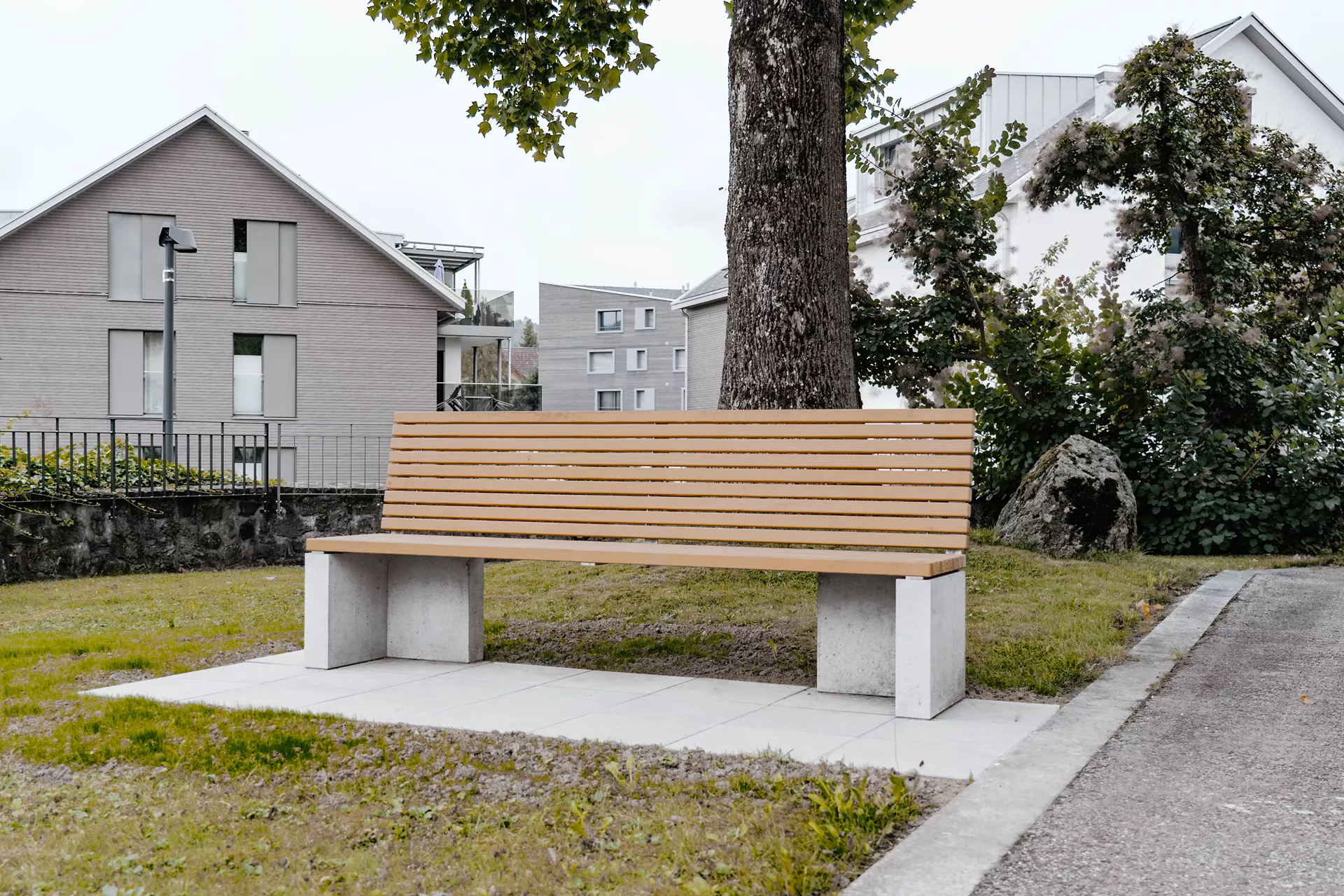 INTERMEZZO Variabank Betonwinkel Typ 1 grau glatt vollkantig inkl. Versetz- und Montageh. M12/40 mm L 45 cm B 45 cm H 40 cm W 10 cm