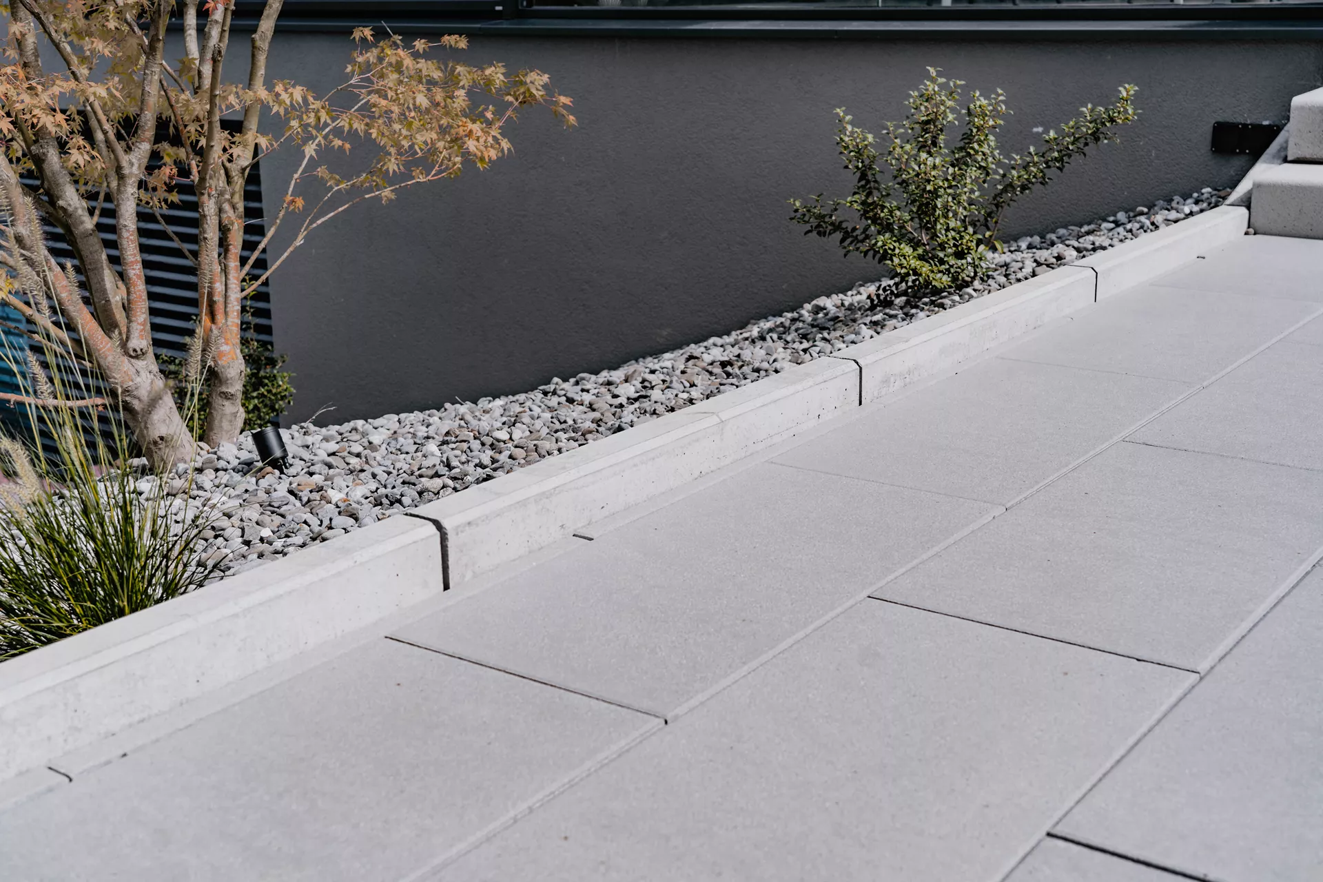 Stellplatte grau glatt beidseitig gefast gegossen L 100 cm B 8 cm H 40 cm