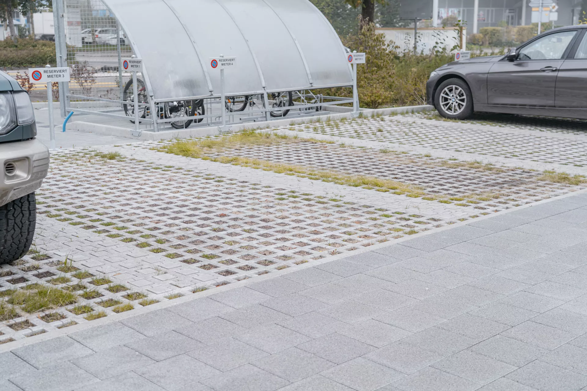 QUADRO Rasengitterstein grau L 58 cm B 47 cm H 10 cm