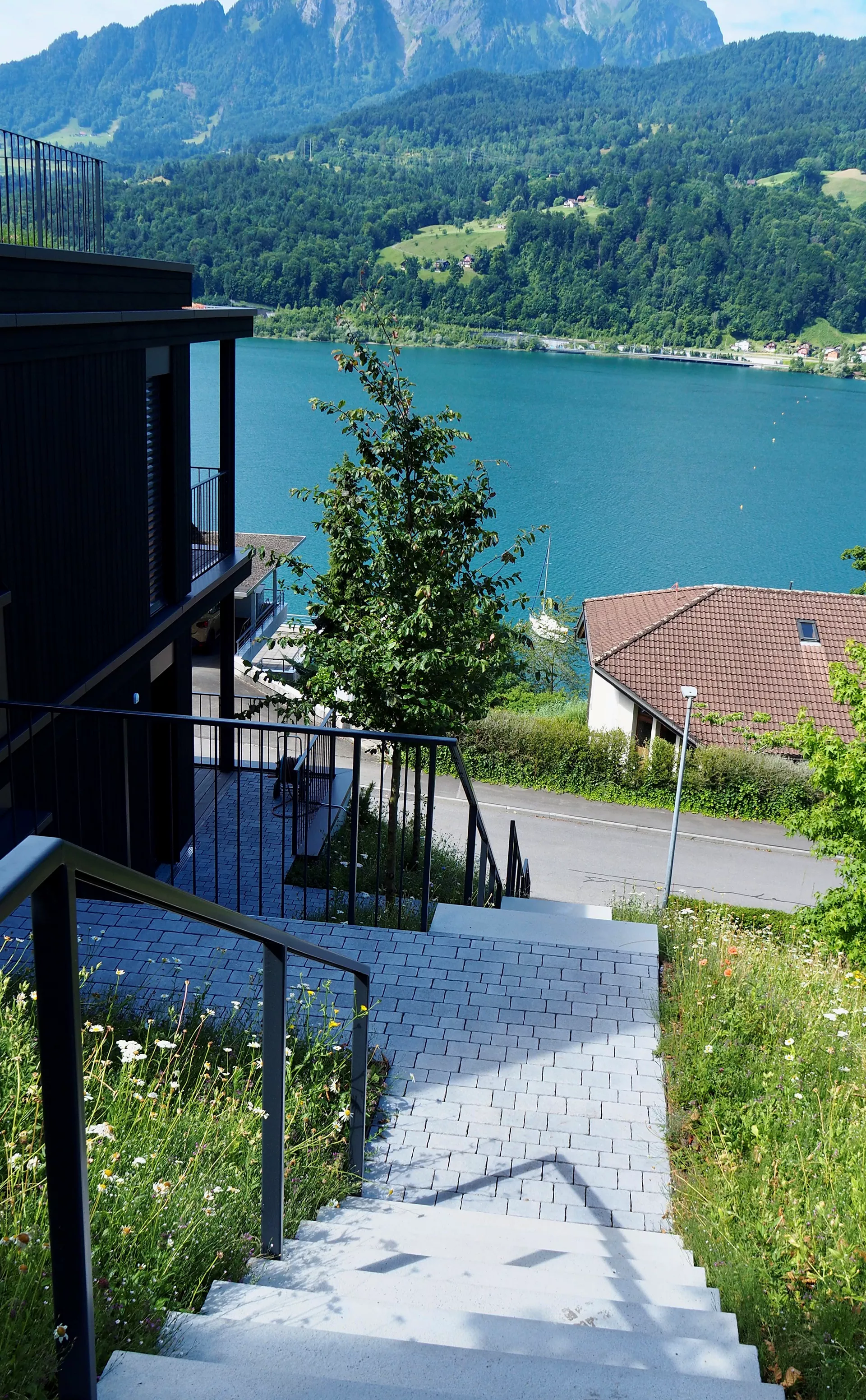 FRIEDA Wildpflaster perlgrau strukturiert Kanten gebr. L 9.4-19.4 cm B 9.4-11.9 cm H 7 cm