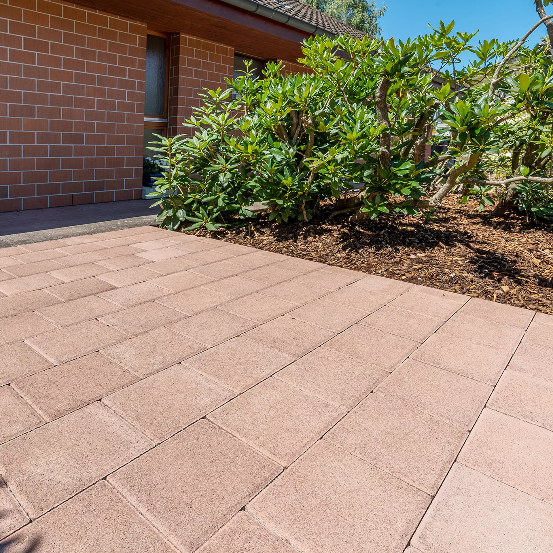 CLASSIC<sup>®</sup> Pflastersteine mit Nocken gefast glatt