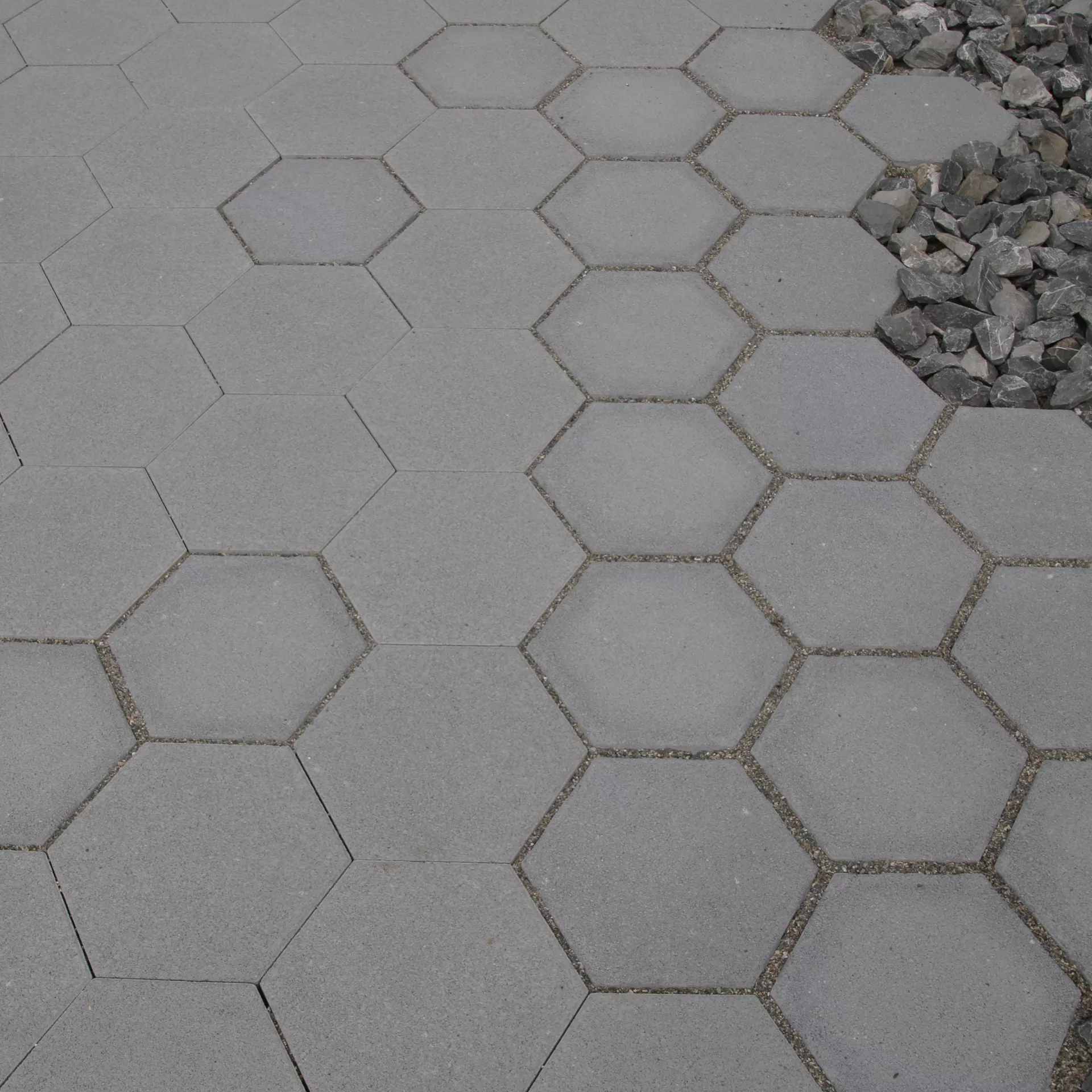 OMEGA<sup>®</sup> Sechseckpflastersteine gefast glatt