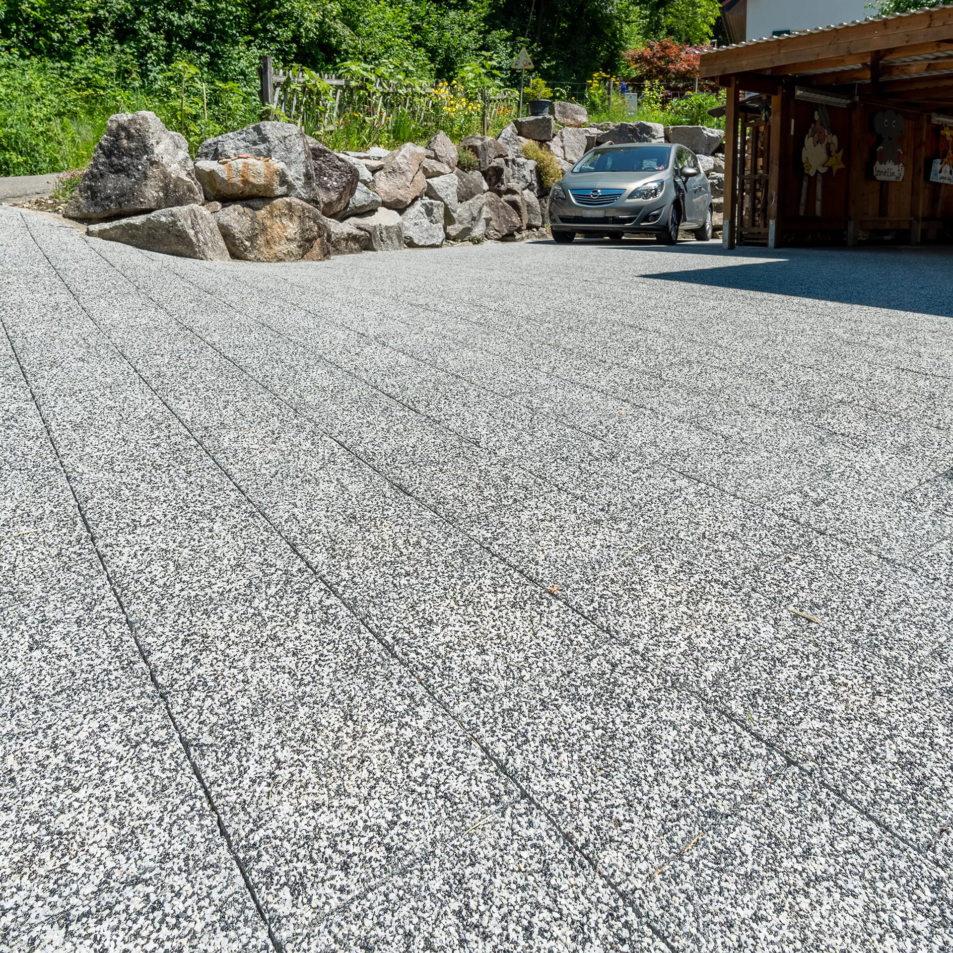 CARENA<sup>®</sup> Sickersteine fino gefast mit Edelvorsatz