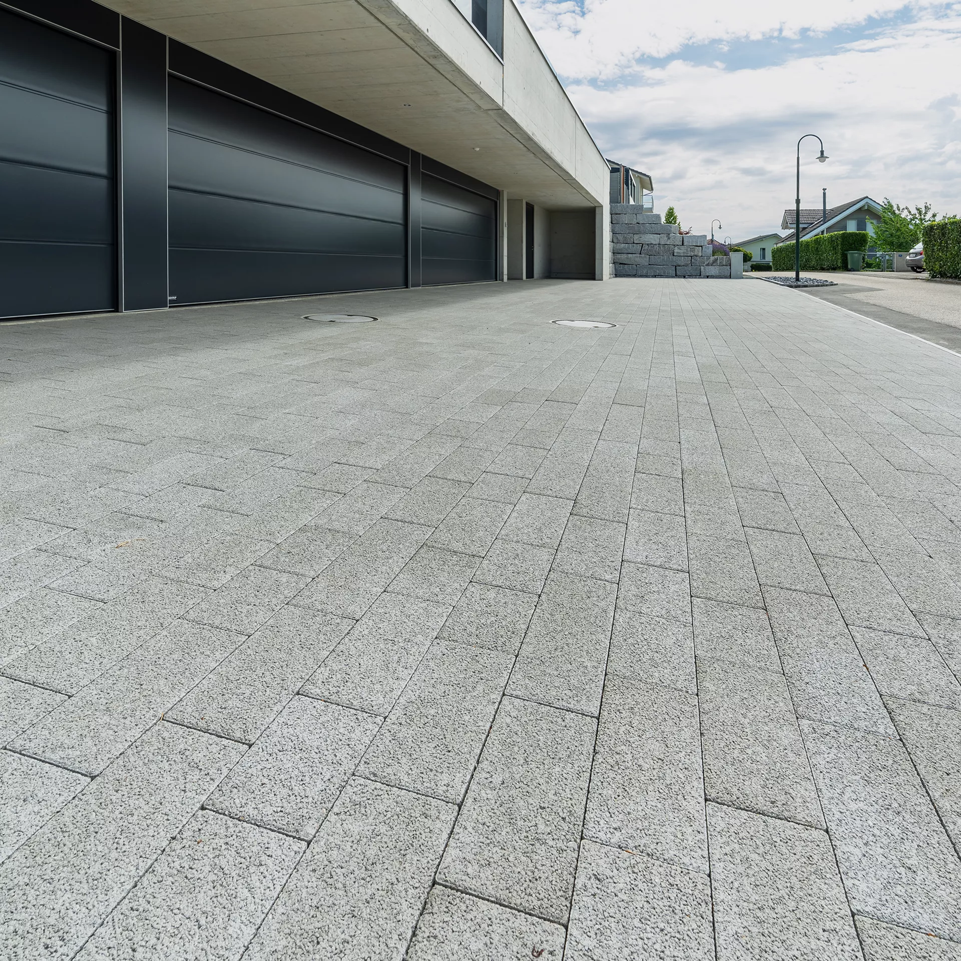 RAINA Sickersteine fino fein gefast