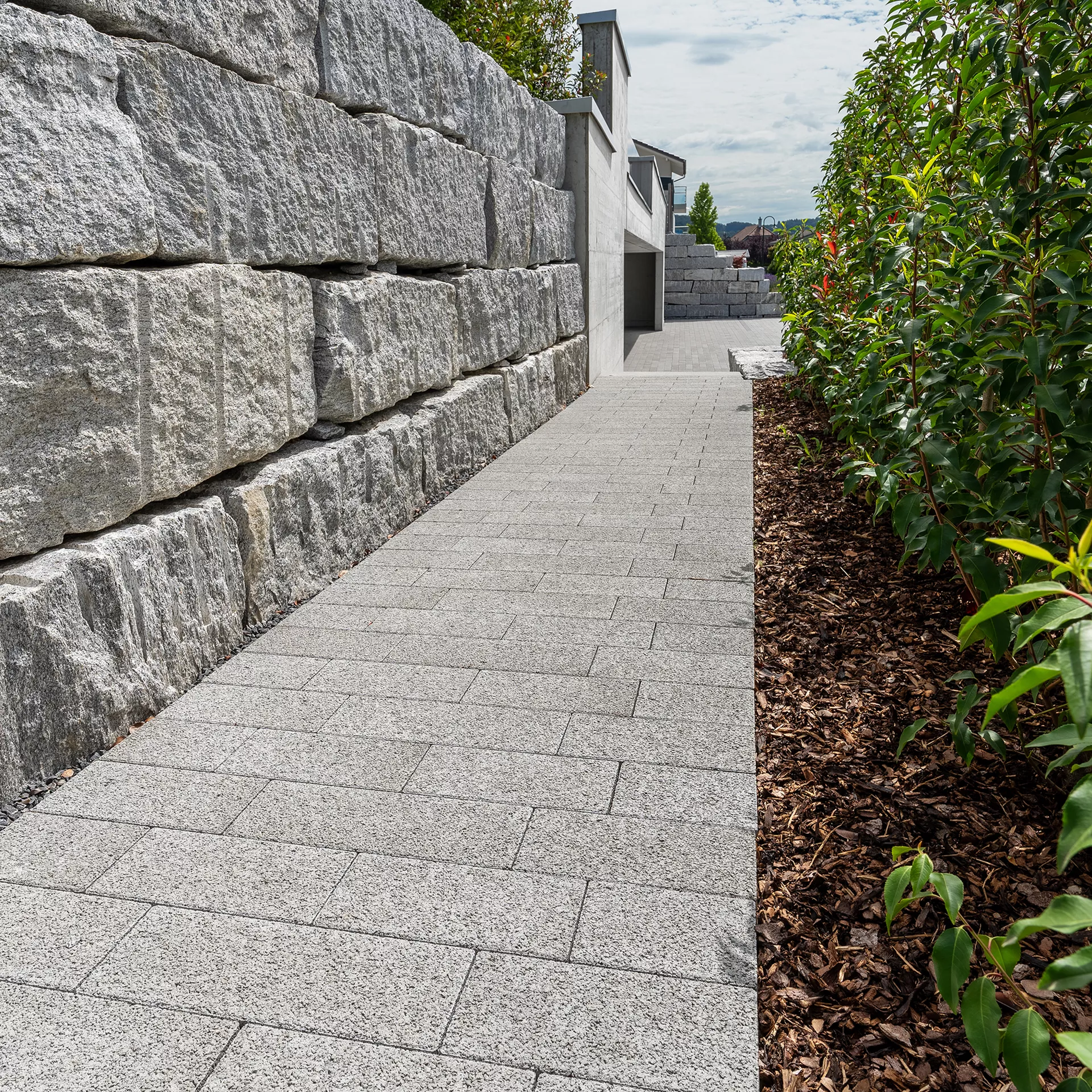 RAINA Sickersteine fino fein gefast