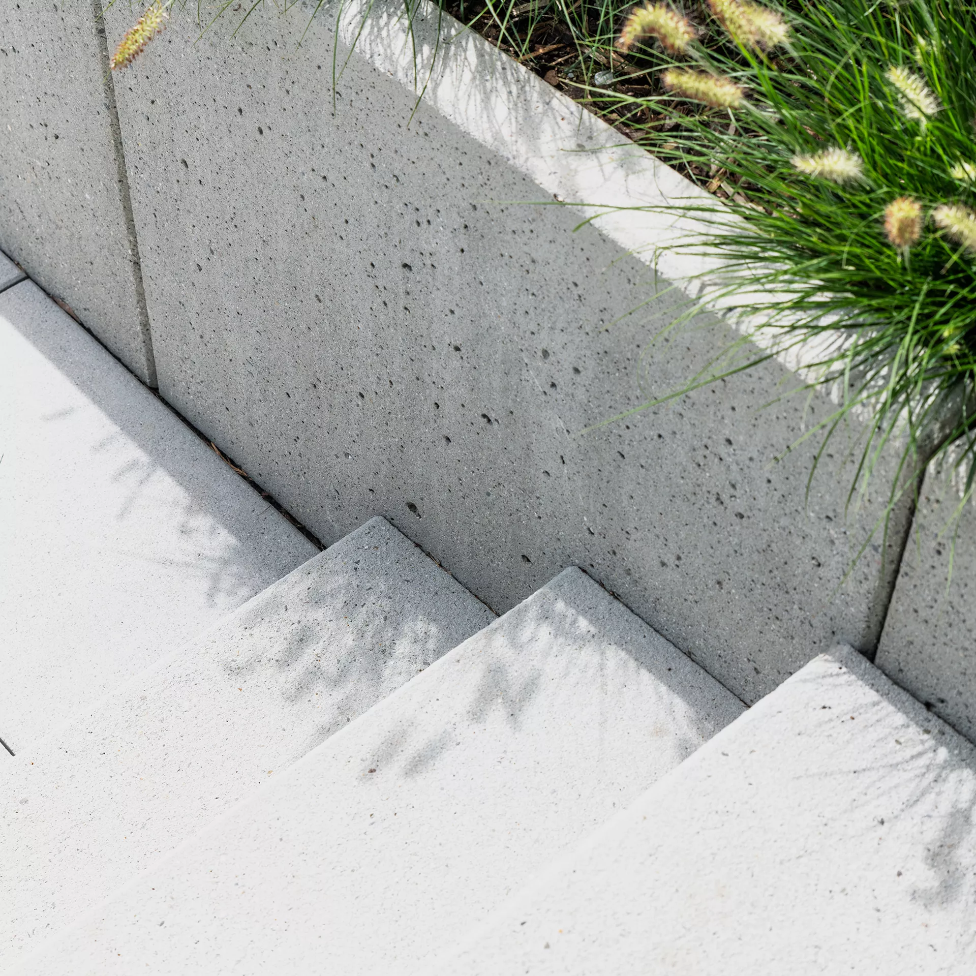 ROZTEC<sup>®</sup> MIDI Winkelplatten gestrahlt