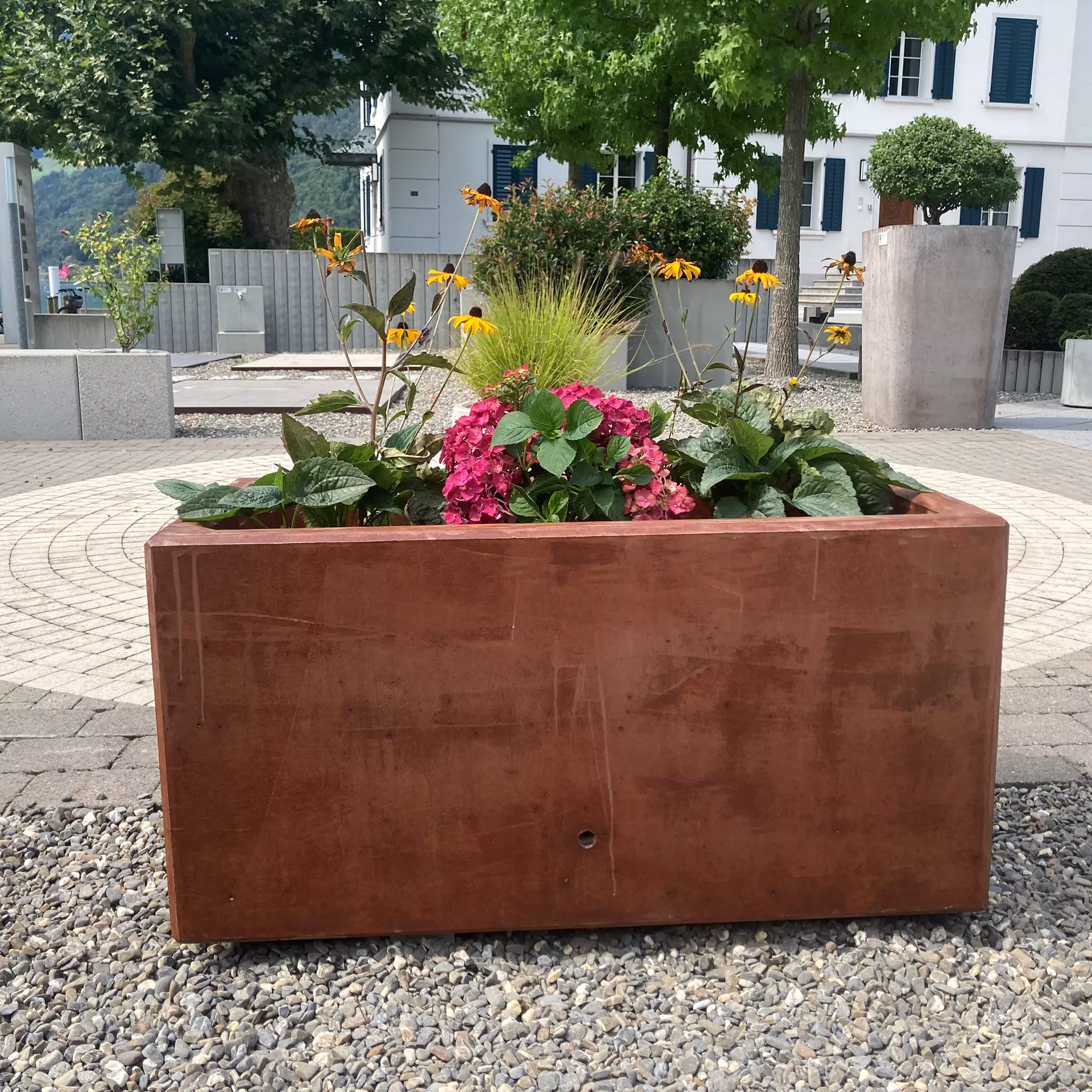 FERRO CONCRETE<sup>®</sup> Pflanzentröge rechteckig glatt