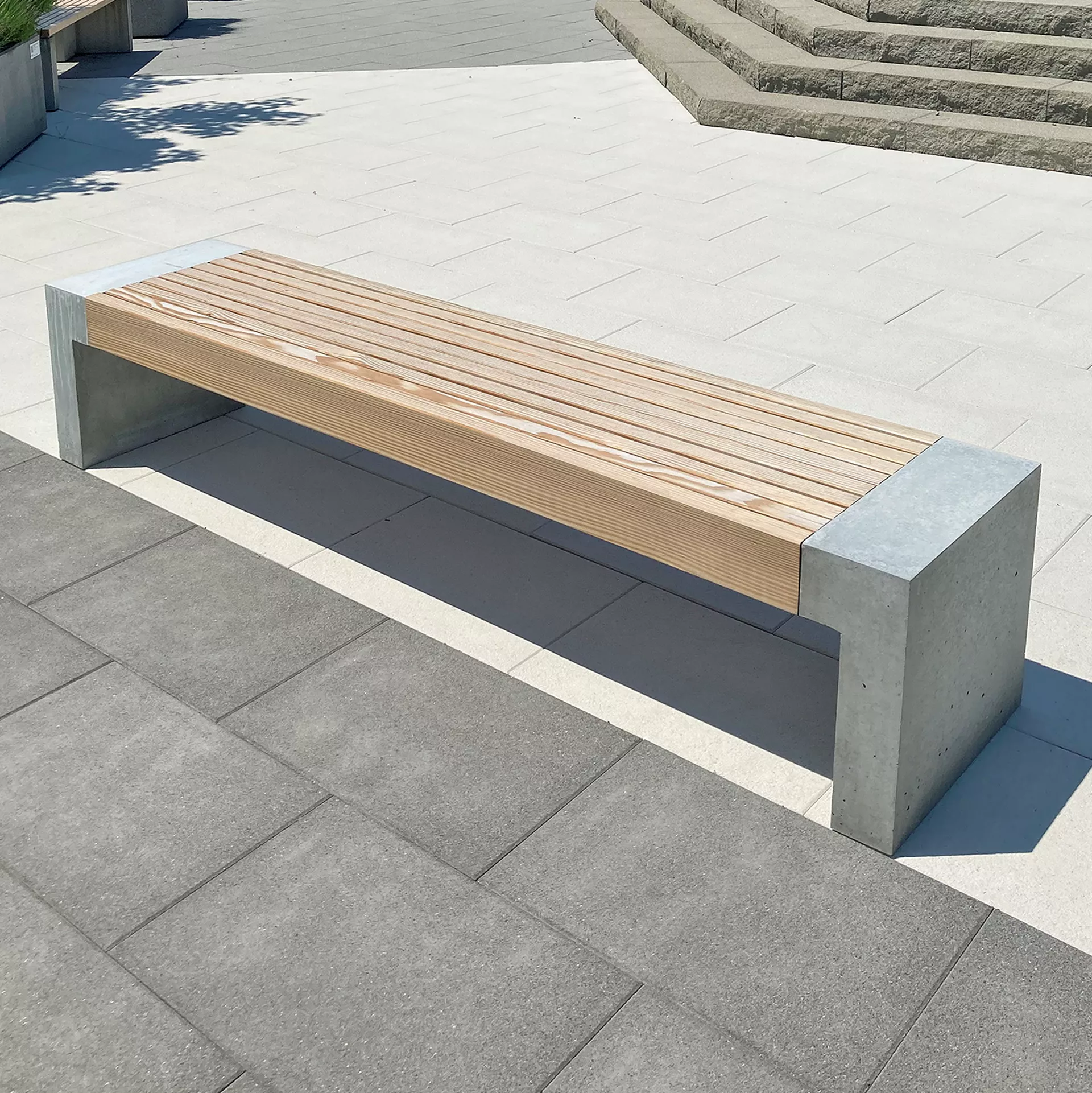 INTERMEZZO<sup>®</sup> Tisch und Bank Corner