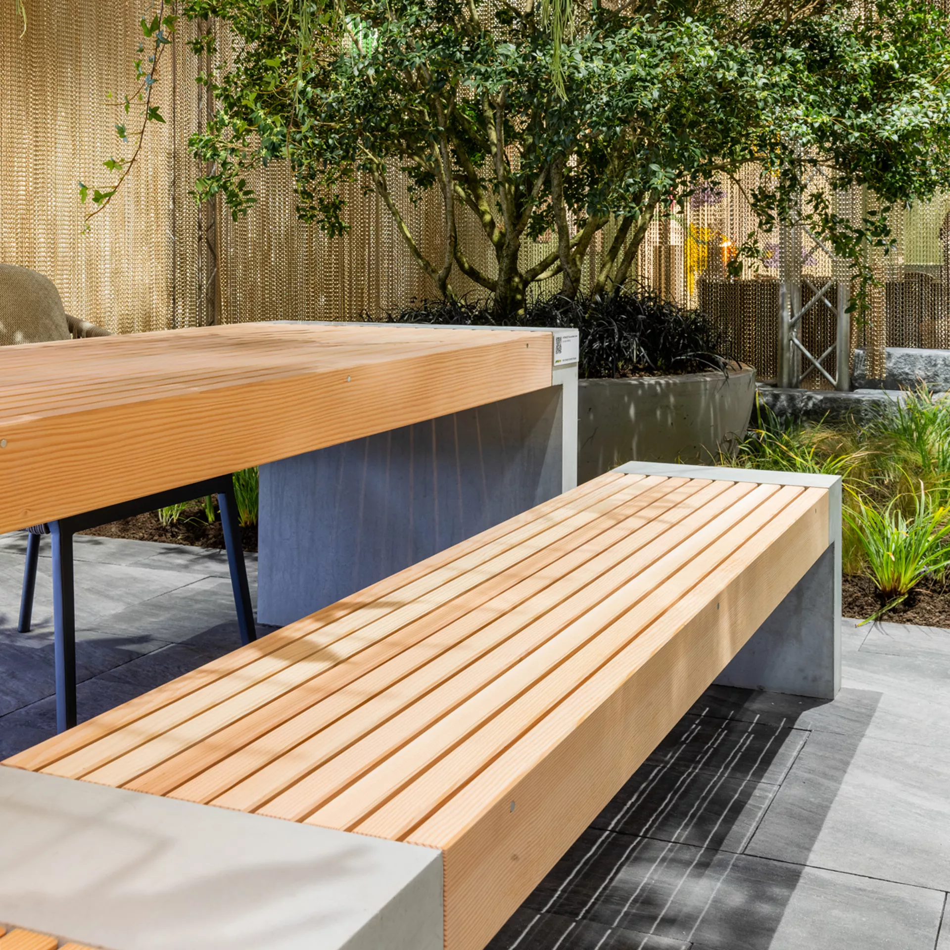 INTERMEZZO<sup>®</sup> Tisch und Bank Corner