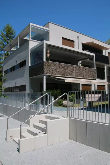 EXACTA Winkelplatte Typ 1 grau glatt gefast bewehrt L 99 cm B 60 cm H 105 cm W 12 cm