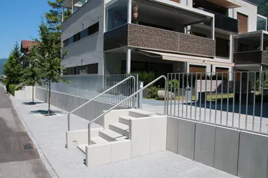 EXACTA Winkelplatte Typ 1 grau glatt gefast bewehrt L 99 cm B 60 cm H 105 cm W 12 cm