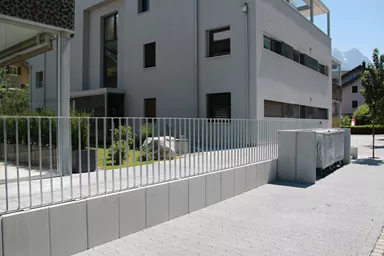 EXACTA Winkelplatte Typ 1 grau glatt gefast bewehrt L 99 cm B 60 cm H 105 cm W 12 cm