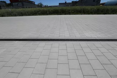 VS 5 Schwerlaststein mit Verschiebesicherung grau glatt gefast englisch palettiert L 30 cm B 30 cm H 10.8 cm