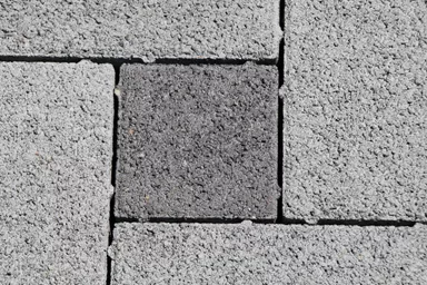 CARENA Sickerstein fino mit Nocken anthrazit haufwerksporig gefast L 12.5 cm B 12.5 cm H 6 cm