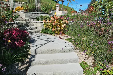 SANTURO Blockstufe voll grau gestrahlt gefast L 80 cm B 36 cm H 15 cm