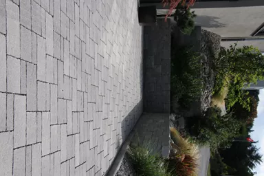 FRIEDA FORMATO Pflasterstein perlgrau strukturiert Kanten gebr. L 10, 20, 30 cm B 20 cm H 7 cm