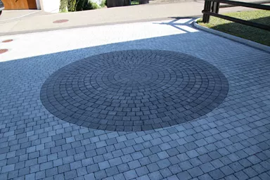 FRIEDA FORMATO Pflasterstein perlgrau strukturiert Kanten gebr. L 10, 20, 30 cm B 20 cm H 7 cm