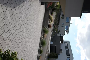 FRIEDA FORMATO Pflasterstein perlgrau strukturiert Kanten gebr. L 10, 20, 30 cm B 20 cm H 7 cm