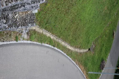 Wildbachschale bewehrt Sohlenbreite 20-28 cm L 100 cm B 38-46 cm H 15 cm