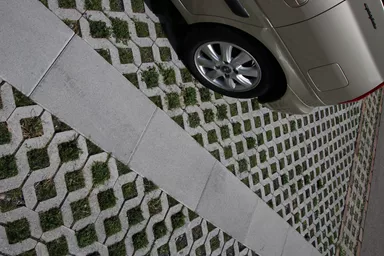 GRISON Rasengitterstein mit Nocken grau glatt L 60.2 cm B 40.2 cm H 8 cm