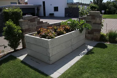 Hochbeet mit Holzstruktur Typ 2 naturgrau strukturiert leicht gefast bewehrt L 234 cm B 120 cm H 75 cm W 6 cm