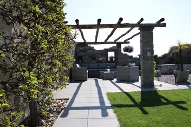 ESTRELLA Gehwegplatte schwarz strukturiert gestrahlt gefast L 50 cm B 50 cm H 4 cm