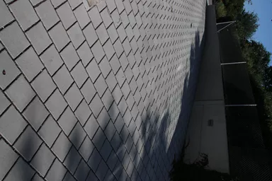 CARENA SPLITT Ökostein mit Nocken grau glatt gefast L 25 cm B 25 cm H 8 cm