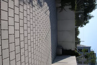 CARENA SPLITT Ökostein mit Nocken grau glatt gefast L 25 cm B 25 cm H 8 cm