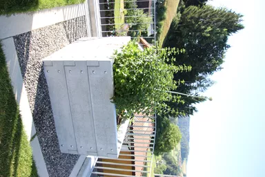 Hochbeet mit Holzstruktur Typ 1 naturgrau strukturiert leicht gefast bewehrt L 120 cm B 120 cm H 75 cm W 6 cm