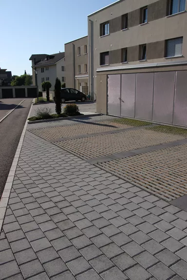 CLASSIC DRAIN Ökostein mit Nocken Normalstein grau glatt leicht gefast L 20 cm B 20 cm H 8 cm