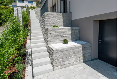 SANTURO Mini Landhausmauer 2-seitig gespalten grau L 30-50 cm B 15 cm H 15 cm