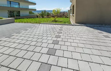 CARENA SPLITT Ökostein mit Nocken grau glatt gefast L 25 cm B 25 cm H 8 cm