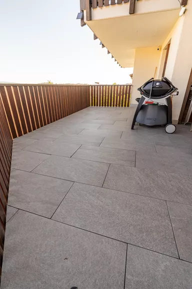 Feinsteinzeug Gehwegplatte Pietra di Combe braun strukturiert vollkantig L 90 cm B 45 cm H 2 cm