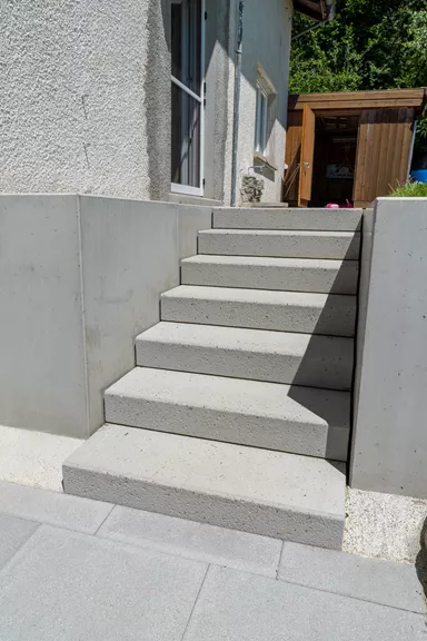 PARCO Blockstufe grau gestrahlt stirnseitig gefast L 100 cm B 36 cm H 15 cm