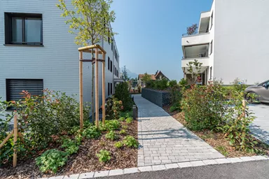 FRIEDA Wildpflaster perlgrau strukturiert Kanten gebr. L 9.4-19.4 cm B 9.4-11.9 cm H 7 cm