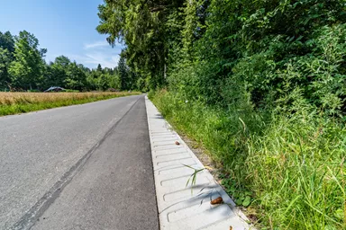 STRADAFINO Bankett- und Spurelement grau gerillt gefast L 50 cm B 50 cm H 14 cm